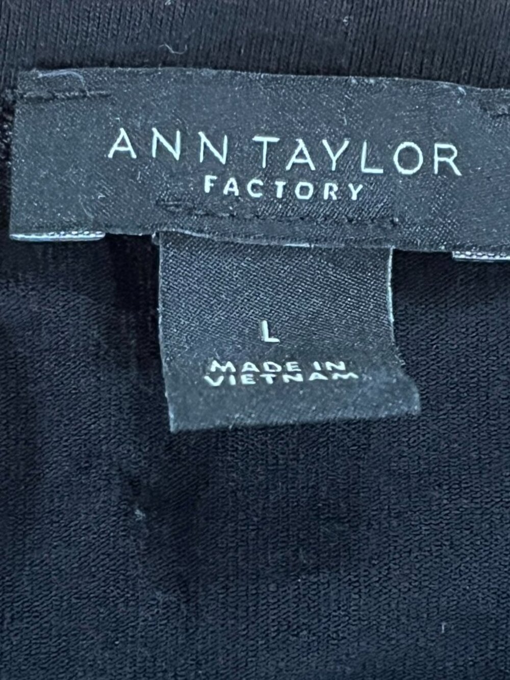Ann Taylor Boatneck Tunic Tee in Black, Size L - Picture 4 of 7